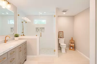 202 Wahl Street, Crosby, TX 77532 - Photo 4