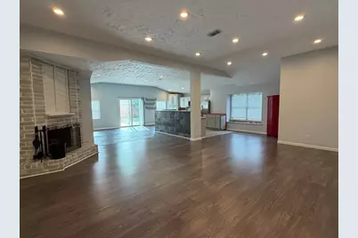 306 Flora Vista Drive, Houston, TX 77598 - Photo 12