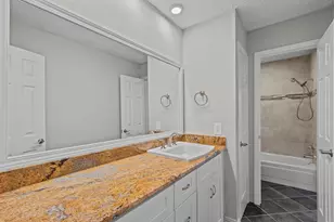310 Windward Dr, League City, TX 77573 - Photo 8