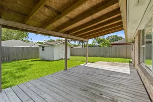 310 Windward Dr, League City, TX 77573 - Photo 22