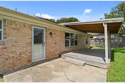 310 Windward Drive, League City, TX 77573 - Photo 24