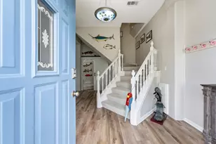 223 Kona Dr, Tiki Island, TX 77554 - Photo 14