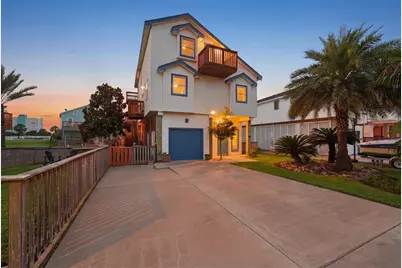 223 Kona Drive, Tiki Island, TX 77554 - Photo 2