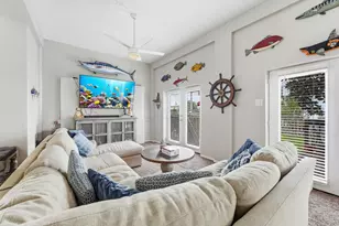 223 Kona Dr, Tiki Island, TX 77554 - Photo 16