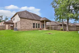 910 S Chamfer Way, Crosby, TX 77532 - Photo 8