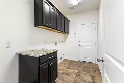 8914 Vineyard Valley Court, Tomball, TX 77375 - Photo 32