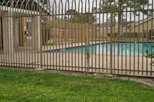 6171 Dryad Dr, Houston, TX 77035 - Photo 42