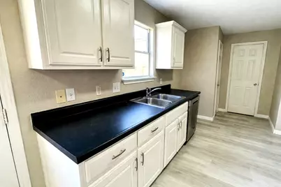 5754 Butch Canyon, San Antonio, TX 78252 - Photo 2