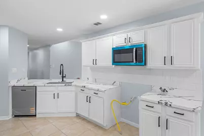 3910 Crystal Pass Court, Katy, TX 77449 - Photo 4