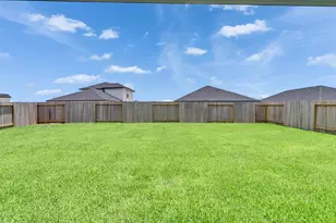 9011 Serene Haven Ln, Iowa Colony, TX 77583 - Photo 24