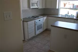 7007 Brookfir Ln, Houston, TX 77040 - Photo 10