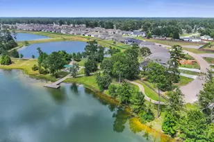 398 Shoreview Dr, Conroe, TX 77303 - Photo 34