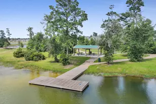 398 Shoreview Dr, Conroe, TX 77303 - Photo 30