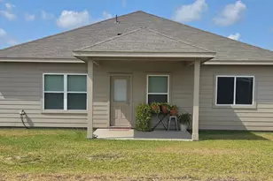 398 Shoreview Dr, Conroe, TX 77303 - Photo 4