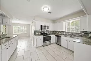 1123 Marne Ln, Houston, TX 77090 - Photo 8