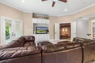 39 N Palmiera Cir, The Woodlands, TX 77382 - Photo 26