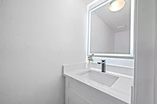 8726 Wilcrest Dr, Houston, TX 77099 - Photo 6