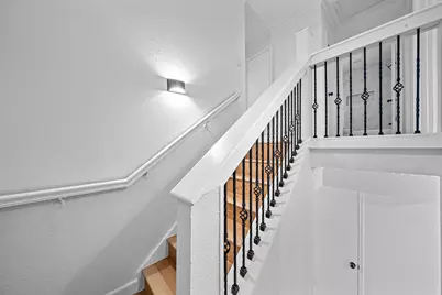 8726 Wilcrest Drive #8726, Houston, TX 77099 - Photo 20