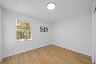 8726 Wilcrest Dr, Houston, TX 77099 - Photo 16