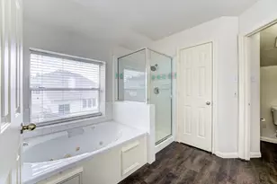 8510 Nashwood Ct, Houston, TX 77040 - Photo 30