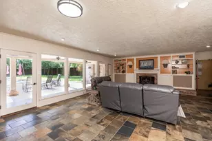 1280 Cherokee Ln, Beaumont, TX 77702 - Photo 14