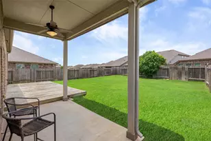 15638 Kensington Bluff Dr, Cypress, TX 77429 - Photo 20