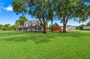 11443 Outpost Cove Dr, Willis, TX 77318 - Photo 2