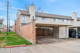 14724 Perthshire Rd, Houston, TX 77079 - Photo 32
