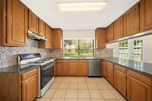 2206 Greencove Ln, Sugar Land, TX 77479 - Photo 12