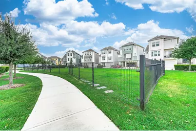 2022 Groveland Glen Drive, Houston, TX 77051 - Photo 36