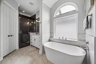 1202 W 16th St, Houston, TX 77008 - Photo 20