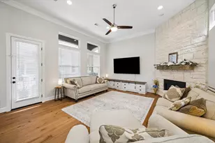 1202 W 16th St, Houston, TX 77008 - Photo 12