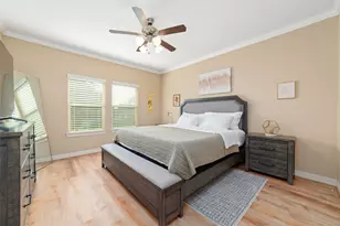 310 Regal Ct, Bellville, TX 77418 - Photo 14