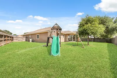 310 Regal Court, Bellville, TX 77418 - Photo 26