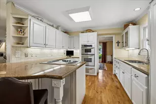 12122 Kimberley Ln, Houston, TX 77024 - Photo 10