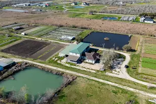 7954 County Rd 121, Rosharon, TX 77583 - Photo 34