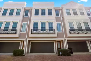 3302 Audley St, Houston, TX 77098 - Photo 2