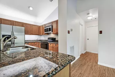 15 Tulip Hill Court, The Woodlands, TX 77380 - Photo 8