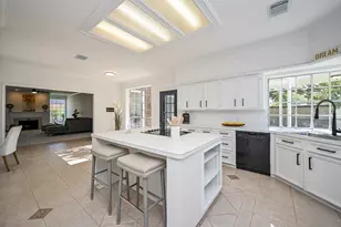 2111 Walnut Creek Dr, League City, TX 77573 - Photo 12