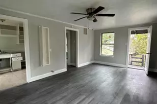 702 Rosedale St, La Marque, TX 77568 - Photo 4