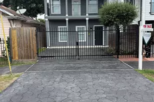 8309 John St, Houston, TX 77012 - Photo 1