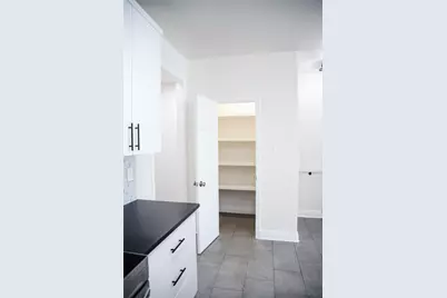 8309 John Street, Houston, TX 77012 - Photo 10