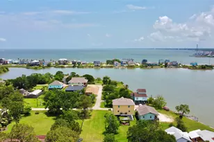 4513 S Flamingo Dr, Seabrook, TX 77586 - Photo 4