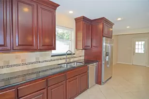 4513 S Flamingo Dr, Seabrook, TX 77586 - Photo 10