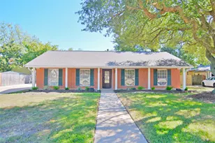 4513 S Flamingo Dr, Seabrook, TX 77586 - Photo 2