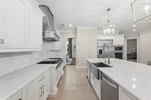 63 NW Chancery Pl NW, The Woodlands, TX 77381 - Photo 24