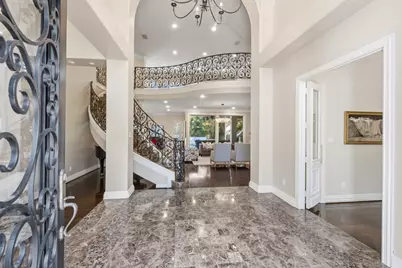 63 NW Chancery Place NW, The Woodlands, TX 77381 - Photo 10