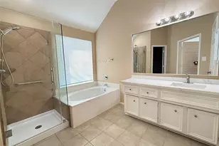 2107 Castle Gardens Ln, Katy, TX 77449 - Photo 18