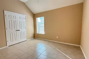 2107 Castle Gardens Ln, Katy, TX 77449 - Photo 12