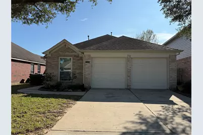 2107 Castle Gardens Lane, Katy, TX 77449 - Photo 2